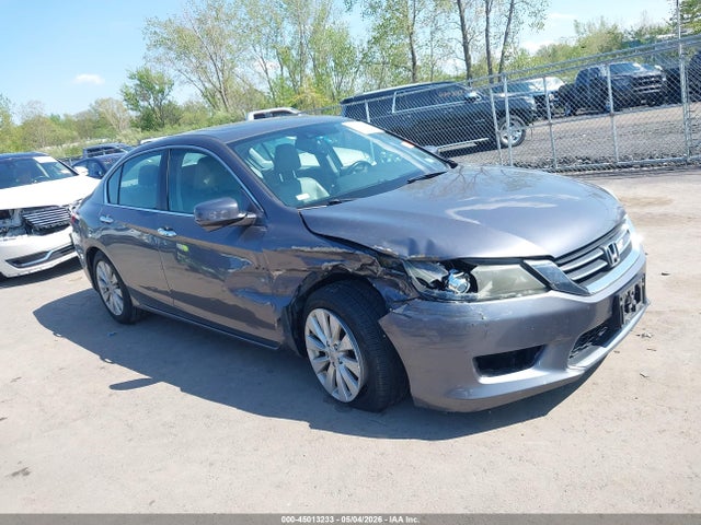 Salvage Honda Accord Image
