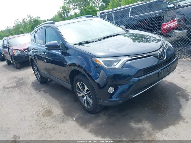 Salvage Toyota RAV4 Image