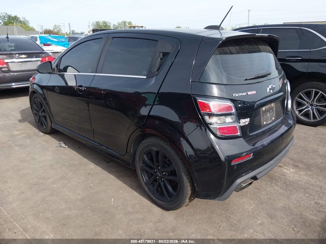 Chevrolet Sonic Premier Auto