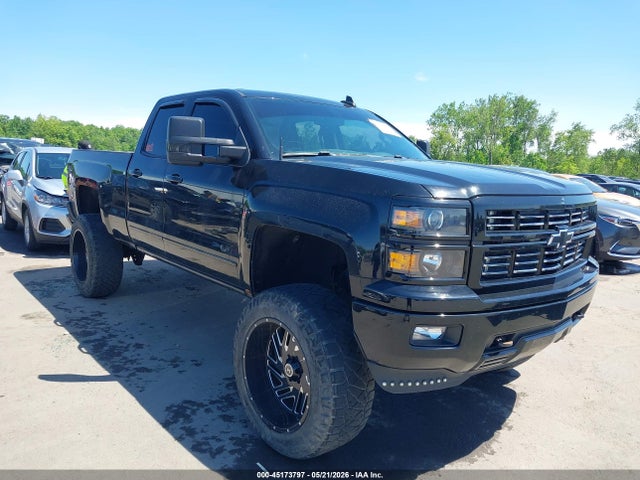 Salvage Chevrolet Silverado 1500 Image