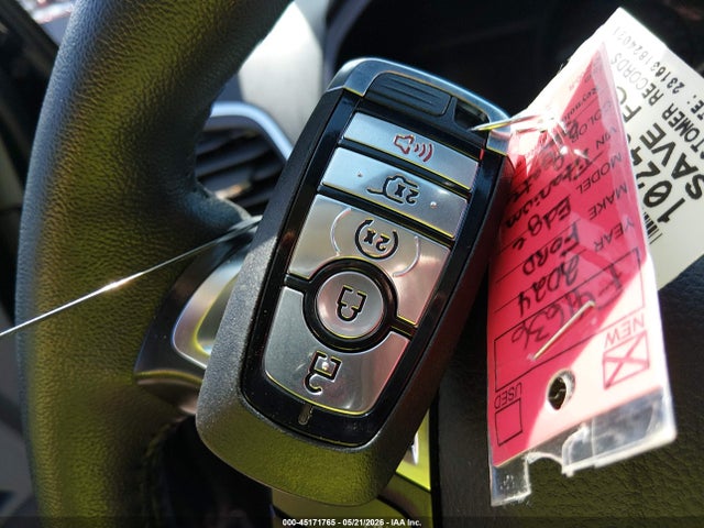 Ford Edge Titanium