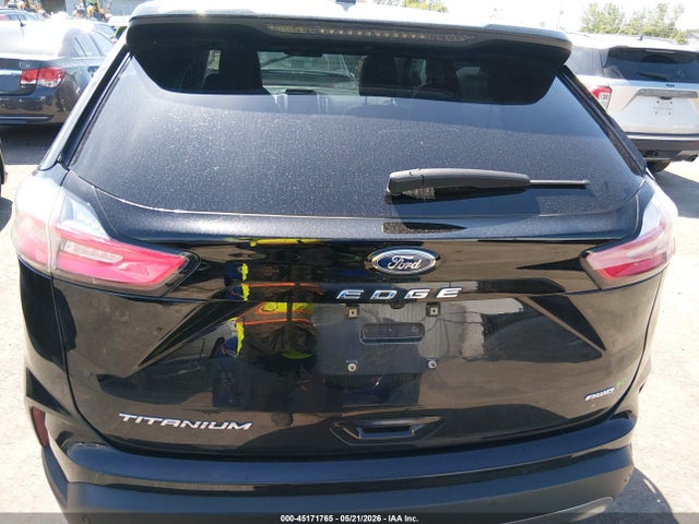 Ford Edge Titanium