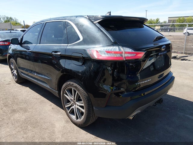 Ford Edge Titanium