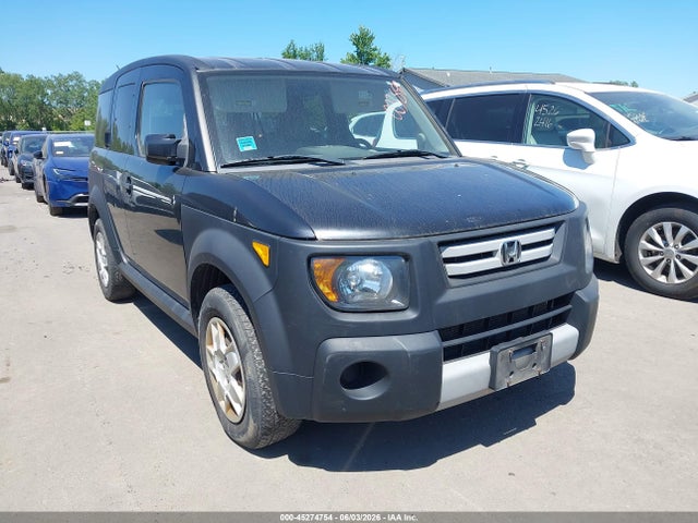 Salvage Honda Element Image