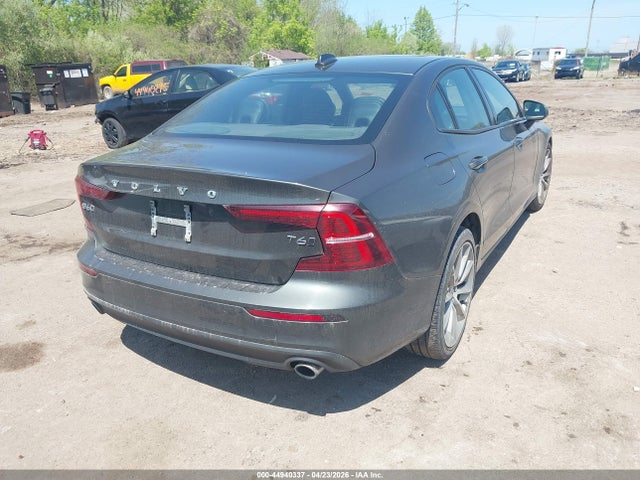 Volvo S60 T6 Momentum