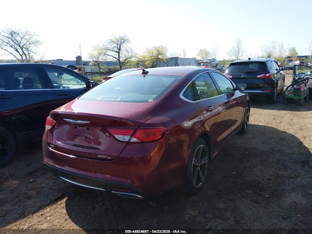 Chrysler 200 C