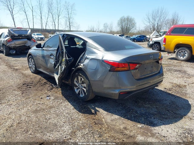 Nissan Altima S Fwd