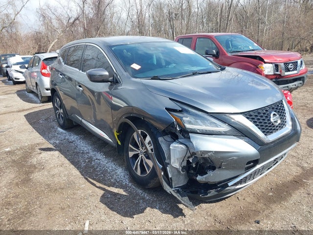 Salvage Nissan Murano Image