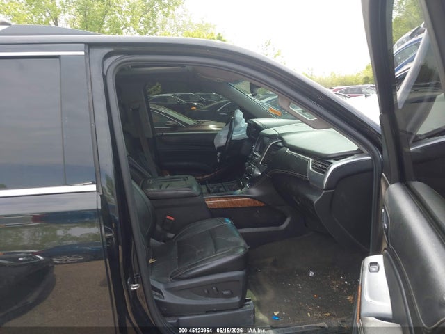 Chevrolet Suburban 1500 Ltz