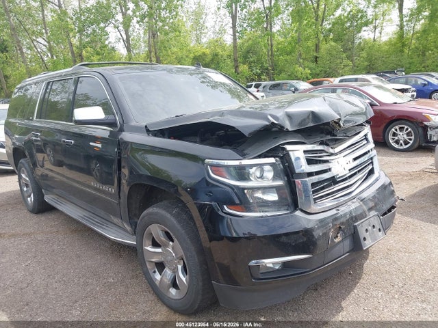 Salvage Chevrolet Suburban 1500 Image