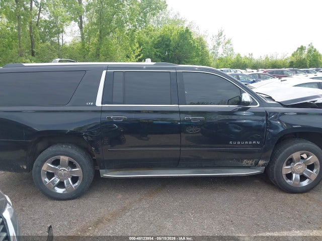 Chevrolet Suburban 1500 Ltz