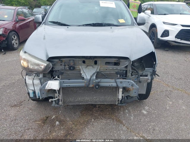 Mitsubishi Outlander Es