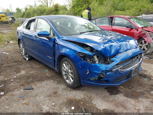 Salvage Ford Fusion Image