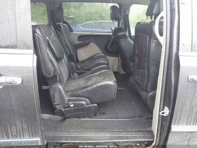 Chrysler Town & Country Touring-l 30th Anniversary
