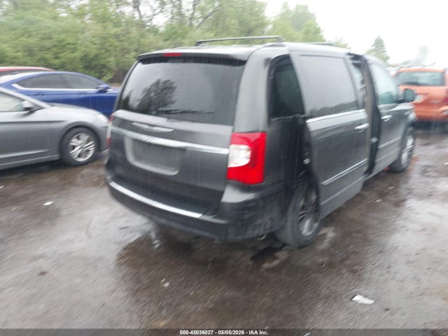 Chrysler Town & Country Touring-l 30th Anniversary