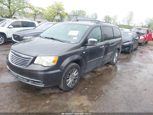 Chrysler Town & Country Touring-l 30th Anniversary