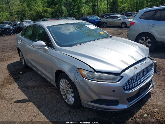 Salvage Ford Fusion Image