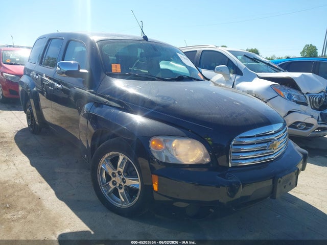 Salvage Chevrolet HHR Image
