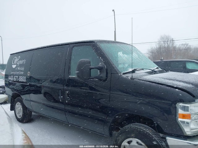 Ford E-150 Commercial