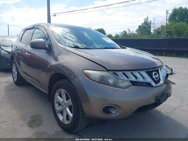Salvage Nissan Murano Image