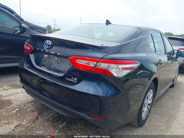 Toyota Camry Le Hybrid