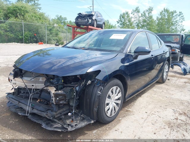 Toyota Camry Le Hybrid