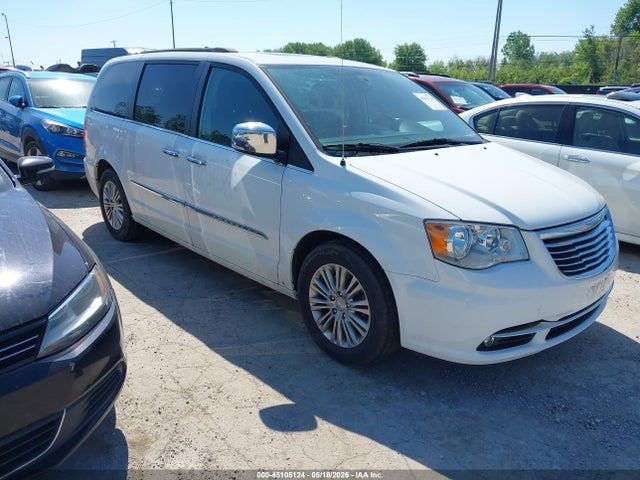 Salvage Chrysler Town & Country Image