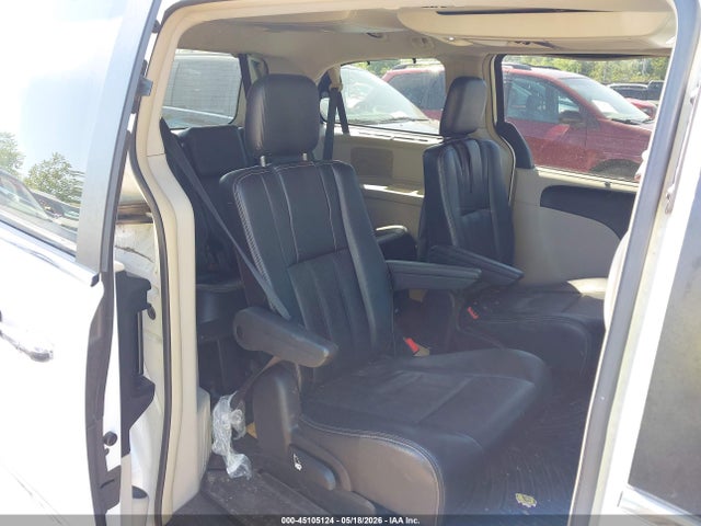 Chrysler Town & Country Touring-l Anniversary Edition