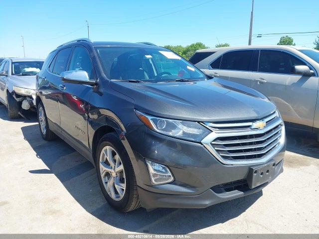 Salvage Chevrolet Equinox Image