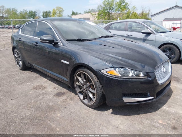 Salvage Jaguar XF Image