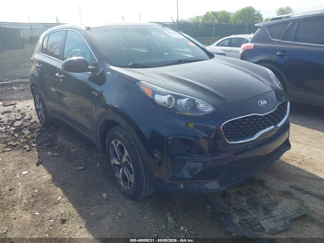 Salvage Kia Sportage Image
