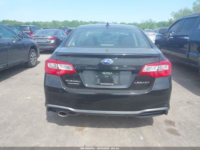 Subaru Legacy 2.5i Premium