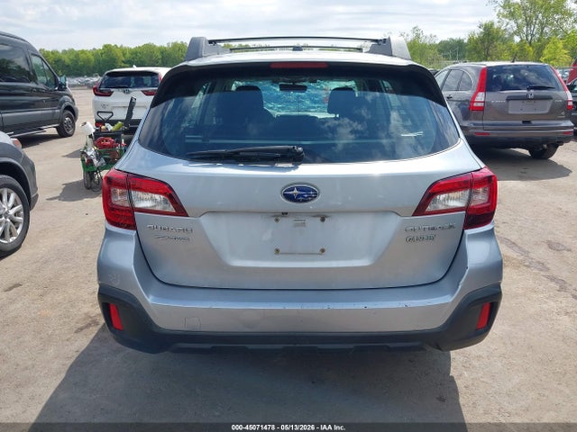 Subaru Outback 2.5i