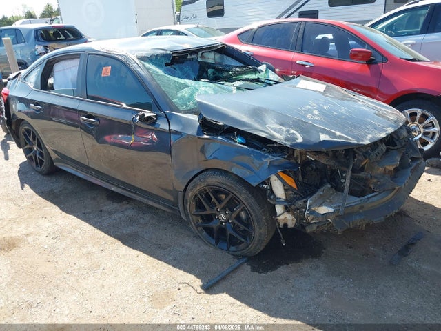 Salvage Honda Civic Image