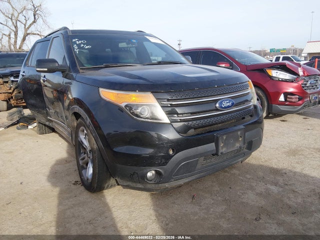 Salvage Ford Explorer Image