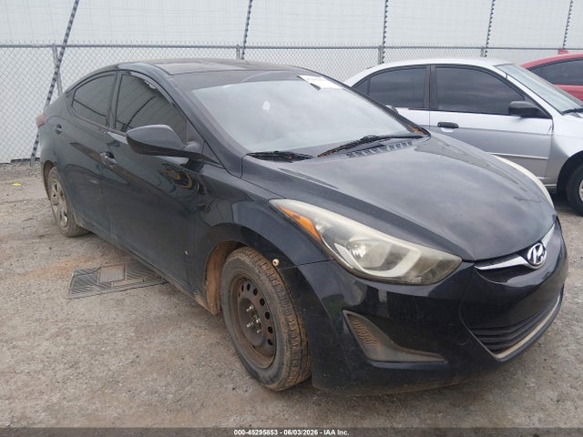 Salvage Hyundai ELANTRA Image