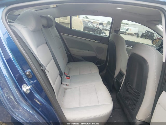 Hyundai ELANTRA Value Edition