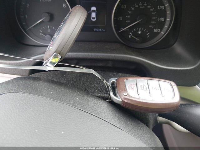 Hyundai ELANTRA Value Edition