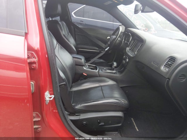 Dodge Charger Sxt