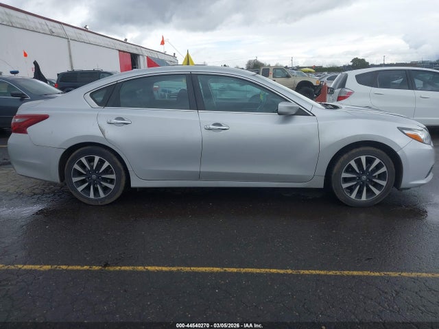 Nissan Altima 2.5 Sv