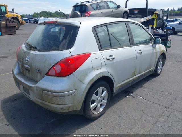 Nissan Versa 1.8sl