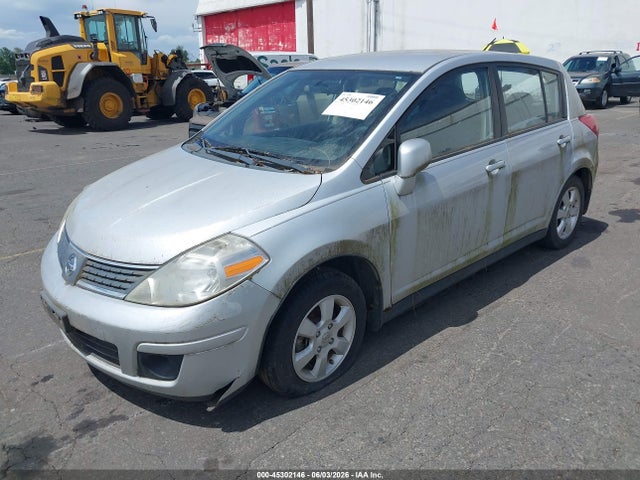 Nissan Versa 1.8sl