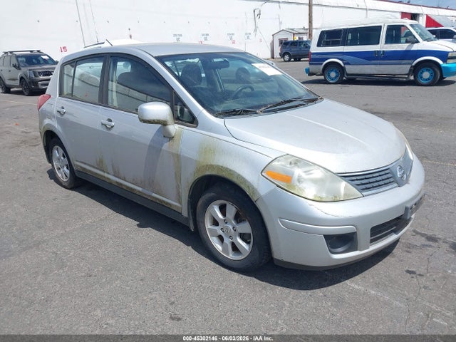 Salvage Nissan Versa Image