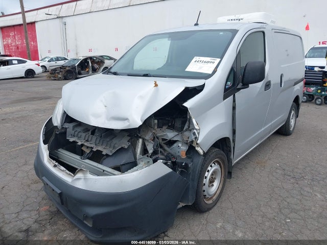 Nissan Nv S