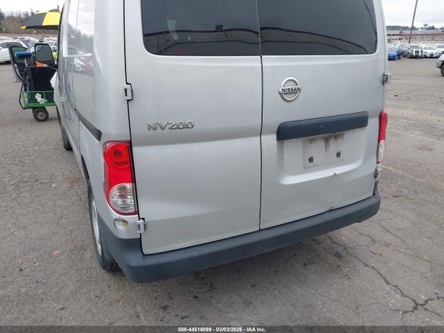 Nissan Nv S