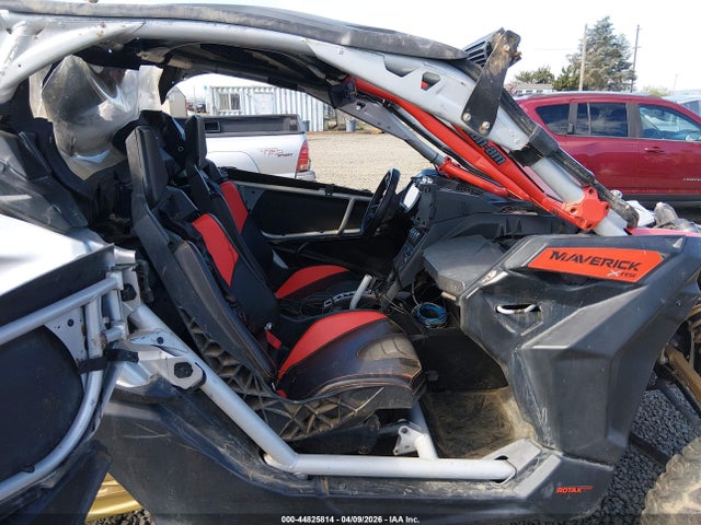 Can-Am Maverick X3 X Rs Turbo R