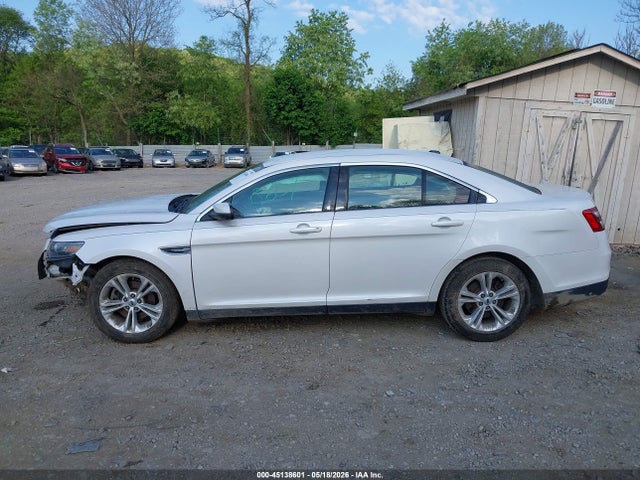 Ford Taurus Sel