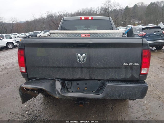 Ram 1500 Express  4x4 6'4 Box
