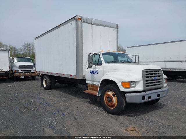 Salvage Ford F-750 Image