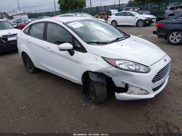 Salvage Ford Fiesta Image